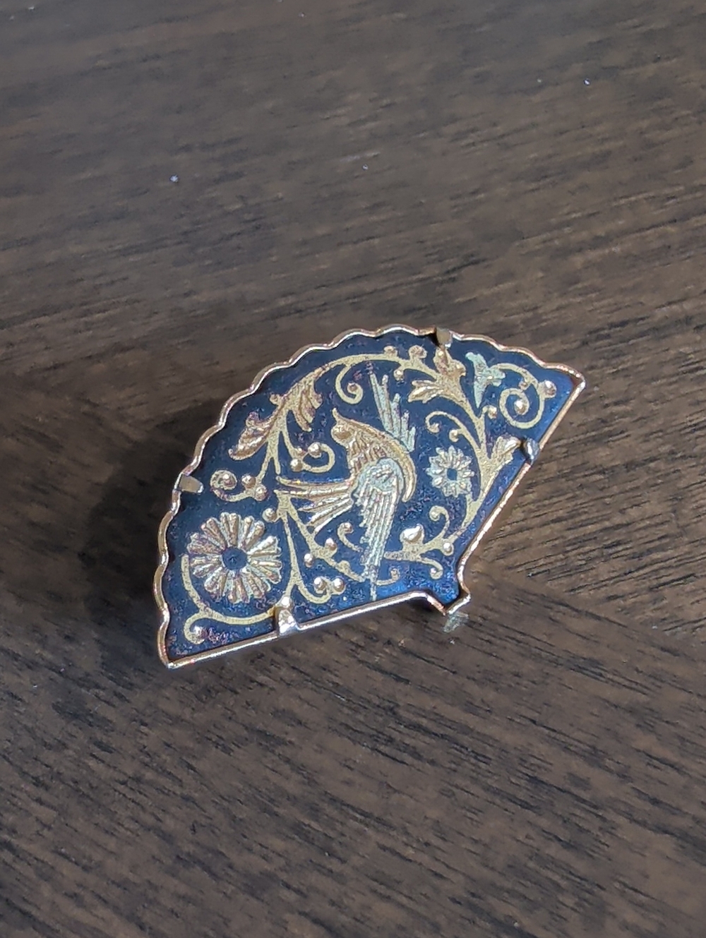 Vintage-Style Fan Enamel Pin in Navy Blue and Gold